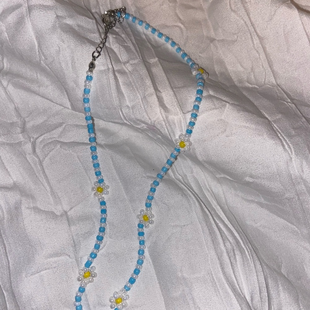 Beeded flower necklace